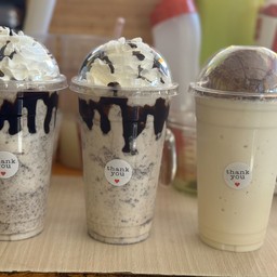 นมหมีโอรีโอ้+วีปครีม