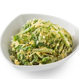 ยำผักบุ้งกรอบ