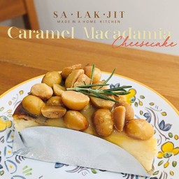 Caramel Macadamia cheesecake