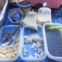 น้ำเต้าหู้ โจ๊ก แอ่นแอ๊น เพชรเกษม 10/ ถั่วเหลือง ล้วนๆเข้มข้น