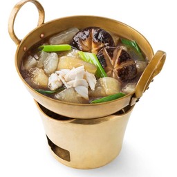 เอ็นหมูน้ำแดง