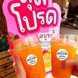 น้ำส้มคั้นสด