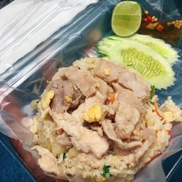ข้าวผัดหมู