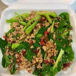 ข้าวผัดคะน้าหมูสับ