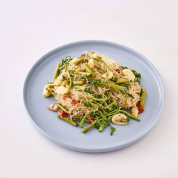 เส้นหมี่ผัดกะเฉด