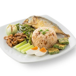 ข้าวผัดน้ำพริกลงเรือ