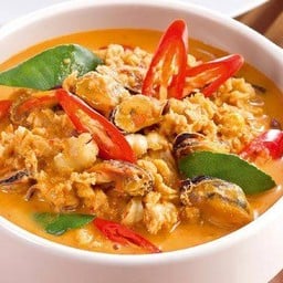 แกงเผ็ด กับข้าว