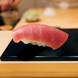 Akami Sushi