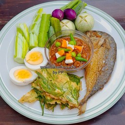 ชุดผักสด น้ำพริกลงเรือ