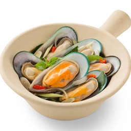 หอยแมลงภู่นิวซีแลนด์อบหม้อดิน