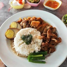 ข้าวขาหมู ข้าวคากิ อาหารตามสั่ง ฮากกา