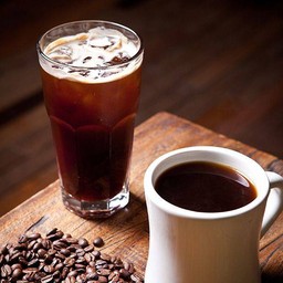 3 girls coffee house 4289 -