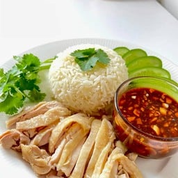ปาท่องโก๋ น้ำเต้าหู้ ข้าวมันไก่ ข้าวขาหมูน้องเพลงสิริเพลส ราชพฤกษ์346