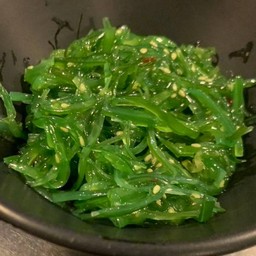 ยำสาหร่าย