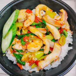 กะเพราทะเล ราดข้าว