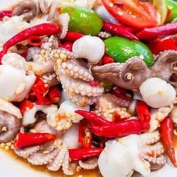 ยำปลาหมึกสาย