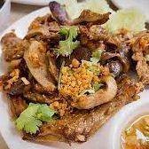 เป็ดกระเทียมพริกไทย