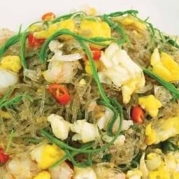 วุ้นเส้น ชะอมผัดไข่