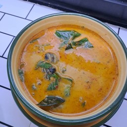 แกงคั่วหอยขม