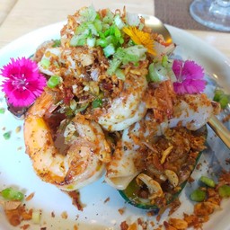 ทะเลคั่วพริกเกลือ(กับข้าว)