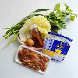 สุกกี้หมู(จิรภัทร)