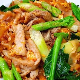 ผัดซีอิ๊วหมู