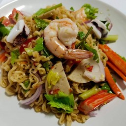 ยำมาม่า