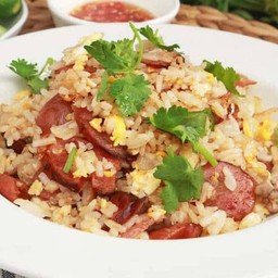 ข้าวผัดกุนเชียง