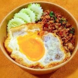 ครัวกะเพราโบราณ By J&B