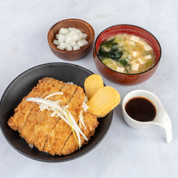 Set ข้าวหน้าหมูทงคัตสึ