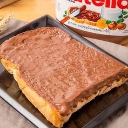 ปังปิ้งเนยสดนูเทล่า