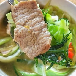 แกงอ่อมเนื้อสดหอมๆผักเยอะๆ