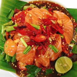 ตำเกาเหลาปลาแซลม่อน