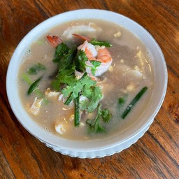 แกงจืดไข่น้ำเคยสดและกุ้งสด