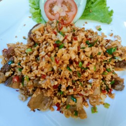 หมูกรอบคั่วพริกเกลือ