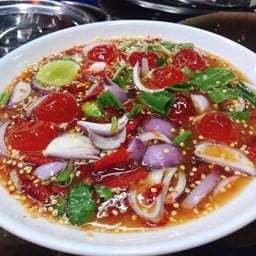 ยำไข่แดงเค็ม