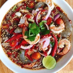 ยำกุ้ง 2 โทน