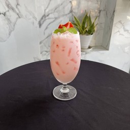 โยเกิร์ต สตอเบอรี่ Strawberry Yogurt