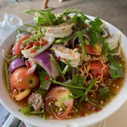 ยำมาม่า