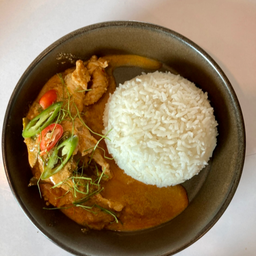 ข้าวพะแนงหมู