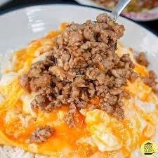 ข้าวไข่ข้นหมูสับ