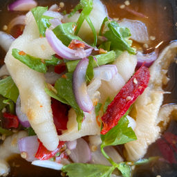 ยำเล็บมือนาง