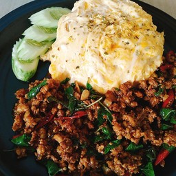 ข้าวกระเพราหมูสับ+ไข่ข้น