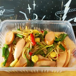 สปาเก็ตตี้ขี้เมาไส้กรอก