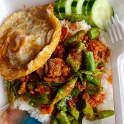 อาหารตามสั่ง เจ้ปี๋