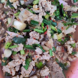 ลาบเนื้อ