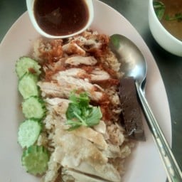 ร้านข้าวมันไก่จุฬา