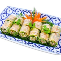 ปอเปี๊ยะสดหมูเส้น