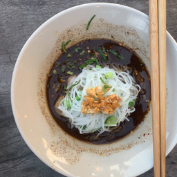 ก๋วยเตี๋ยวเรือชามใหญ่