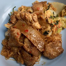 แห้งรวมมิตร ใส่เนื้อวัว